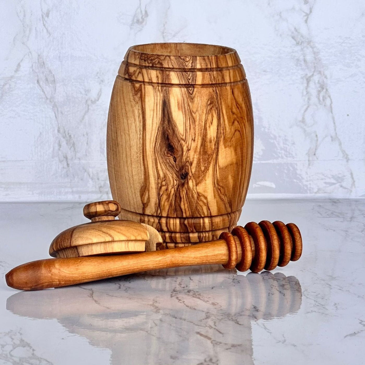 Dipper Honey Pot — Olive Wood with Dipper